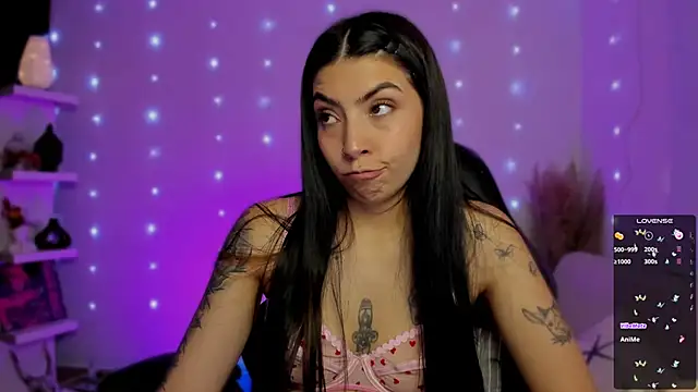 Saraa Desiree online show from 12-04-25, 08:41