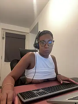 Melia Rayne online show from 08-04-26, 10:20