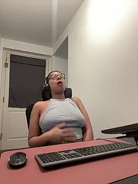 Melia Rayne online show from 02-09-26, 12:14