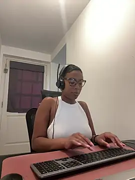 Melia Rayne online show from 07-28-26, 09:39