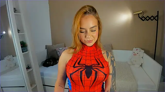 ValentinaMilann online show from 10-14-25, 09:36