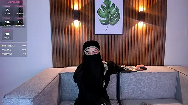 Snapshot of salma_arabicc chatting on 03-08-25, 08:00 salma arabicc online show from 03-08-25, 08:00