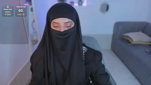 Snapshot of salma_arabicc chatting on 10-13-25, 04:14 salma arabicc online show from 10-13-25, 04:14