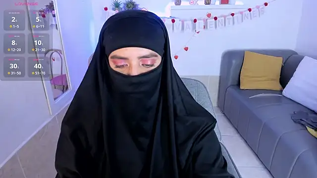 Snapshot of salma_arabicc chatting on 10-04-25, 04:14 salma arabicc online show from 10-04-25, 04:14