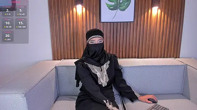 Snapshot of salma_arabicc chatting on 03-10-25, 03:45 salma arabicc online show from 03-10-25, 03:45