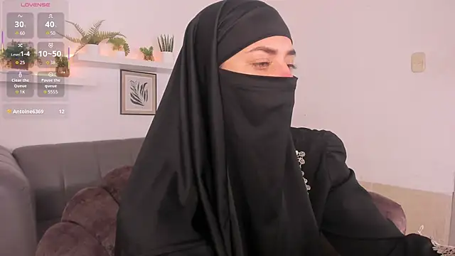 Snapshot of salma_arabicc chatting on 07-08-26, 08:48 salma arabicc online show from 07-08-26, 08:48