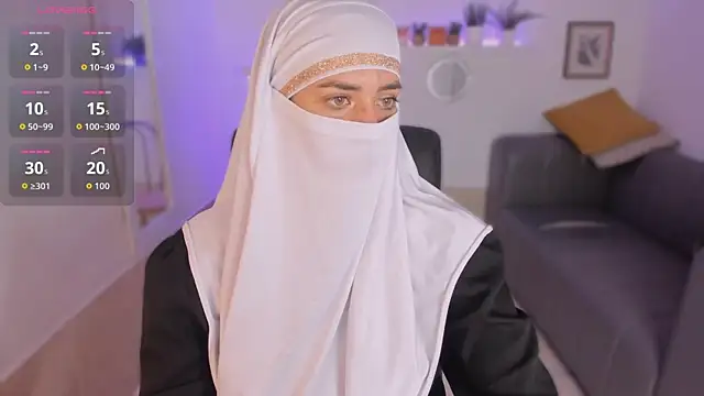 Snapshot of salma_arabicc chatting on 10-22-25, 04:12 salma arabicc online show from 10-22-25, 04:12