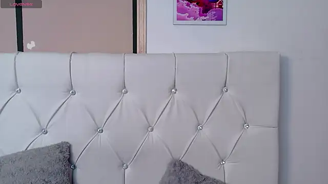 Devil AliceXo online show from 04-16-26, 09:39