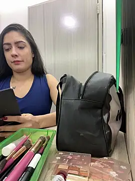 isabella winkler online show from 02-16-26, 01:10