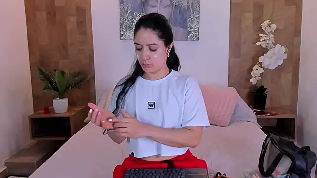 isabella winkler online show from 03-02-26, 10:44