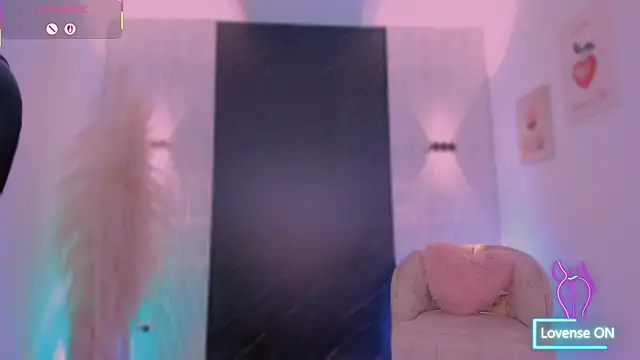 IvyJonesX online show from 07-12-26, 05:36