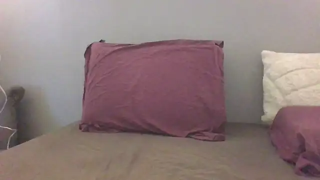 Snapshot of Valentinette chatting on 06-14-26, 12:28 Valentinette online show from 06-14-26, 12:28