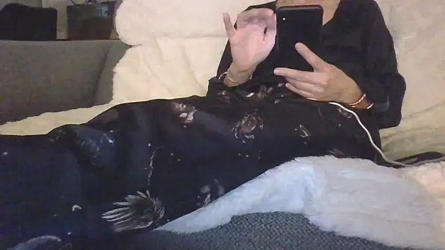 Valentinette online show from 02-07-26, 09:12