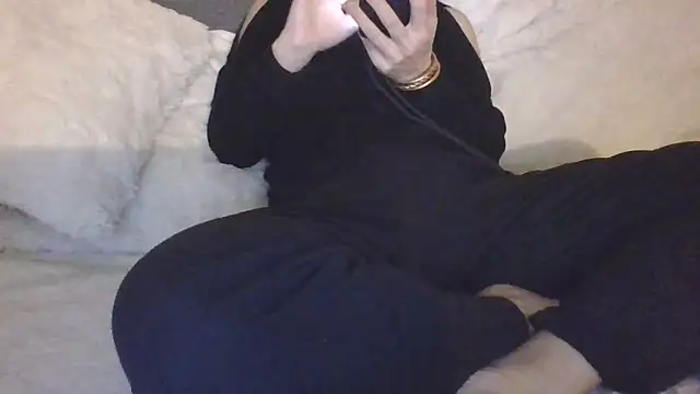 Valentinette online show from 03-06-26, 09:10