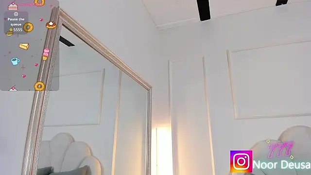 Candaceoweens online show from 03-13-26, 04:17