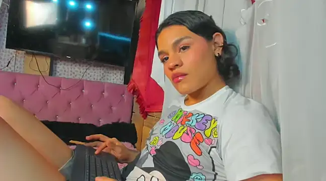 Moonroxe  online show from 03-04-25, 10:38