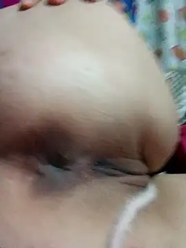 Snapshot of sarayulith chatting on 02-22-26, 04:30 sarayulith online show from 02-22-26, 04:30