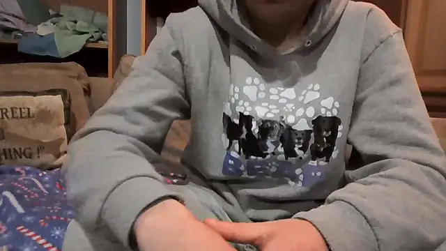Snapshot of twink4us chatting on 03-25-26, 01:21 twink4us online show from 03-25-26, 01:21