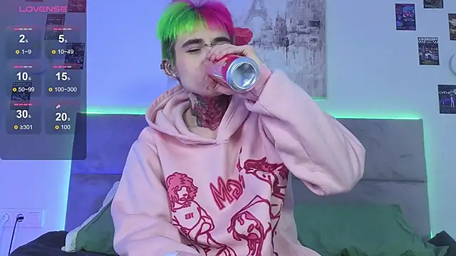 Alex Vallley online show from 10-26-25, 11:05