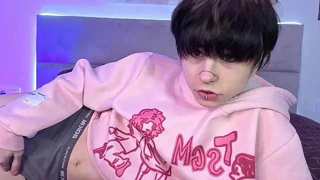 Alex Vallley online show from 04-05-26, 11:11