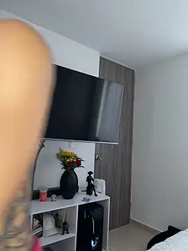 ErosKhaos online show from 04-13-26, 06:01