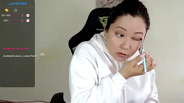 LisaAsianFlower online show from 05-22-26, 02:09