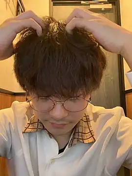 waka3232 online show from 10-04-25, 01:51