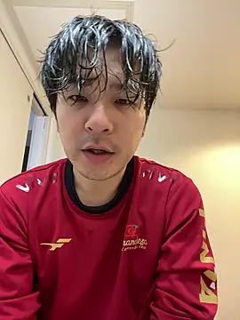 Snapshot of waka3232 chatting on 07-01-26, 01:39 waka3232 online show from 07-01-26, 01:39