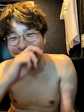 waka3232 online show from 09-30-25, 01:50