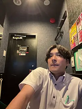 Snapshot of waka3232 chatting on 07-14-26, 11:05 waka3232 online show from 07-14-26, 11:05