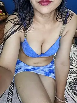 Snapshot of Cute-Zarina chatting on 10-04-25, 05:47 Cute-Zarina online show from 10-04-25, 05:47