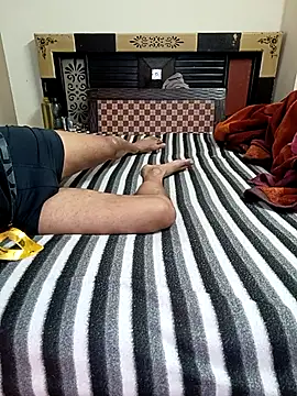 Cute-Zarina online show from 01-08-26, 06:03