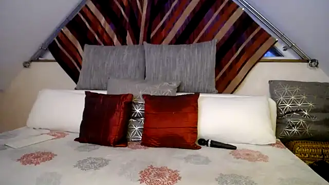 Kathylovexxx online show from 04-13-26, 03:54