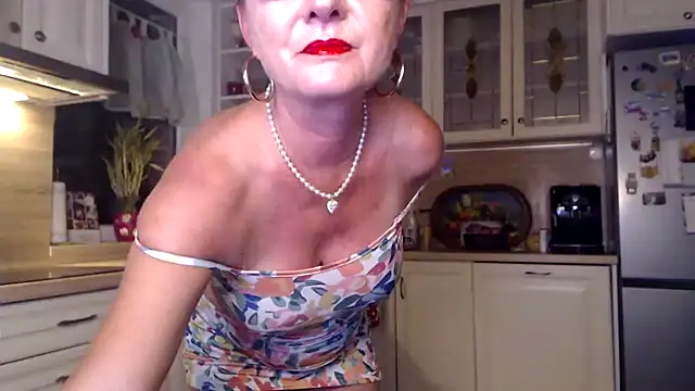 Kathylovexxx online show from 06-21-26, 09:42
