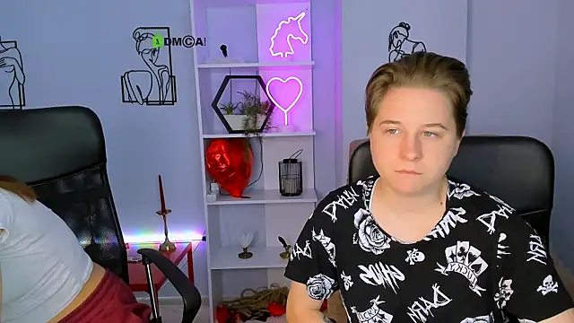 Snapshot of kiki_swan chatting on 09-25-25, 05:46 kiki swan online show from 09-25-25, 05:46