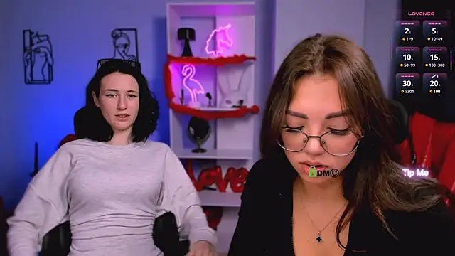 Snapshot of kiki_swan chatting on 03-21-25, 11:12 kiki swan online show from 03-21-25, 11:12