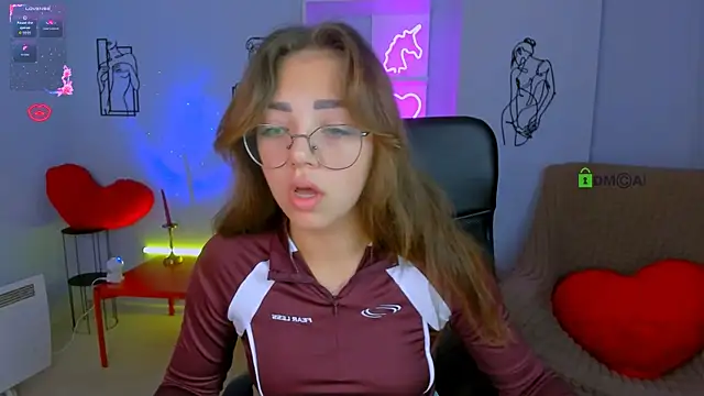 Snapshot of kiki_swan chatting on 10-16-25, 05:49 kiki swan online show from 10-16-25, 05:49