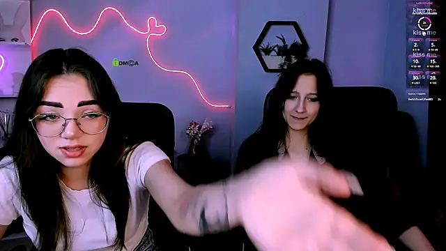 Snapshot of kiki_swan chatting on 02-03-26, 08:36 kiki swan online show from 02-03-26, 08:36