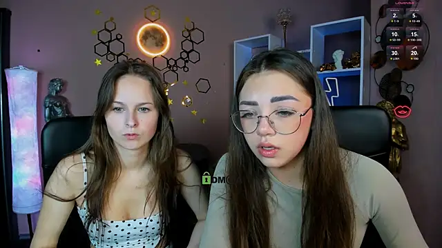 kiki swan online show from 04-25-26, 02:25