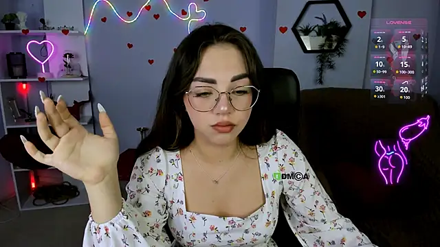 kiki swan online show from 05-05-26, 12:19