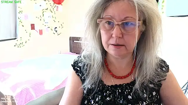 Snapshot of Wane_Witch chatting on 08-02-26, 05:17 Wane Witch online show from 08-02-26, 05:17