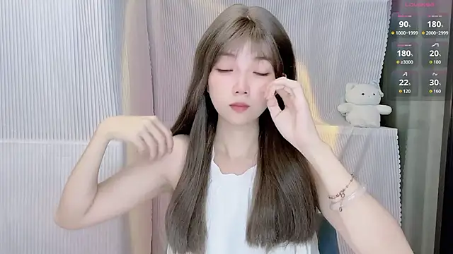 Snapshot of Evelyn-168 chatting on 10-09-25, 01:22 Evelyn-168 online show from 10-09-25, 01:22