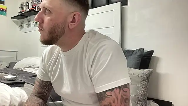 Snapshot of Thegreatwhitepipe chatting on 10-02-25, 04:16 Thegreatwhitepipe online show from 10-02-25, 04:16