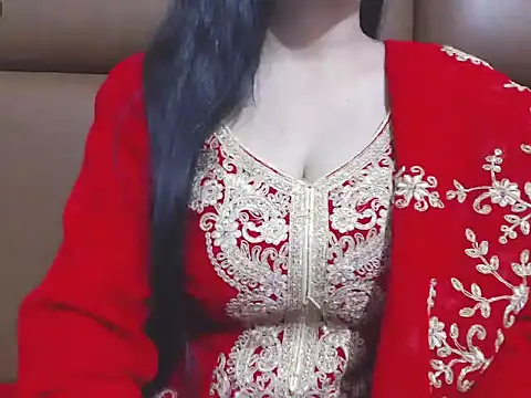 RealNaina online show from 10-21-25, 05:34