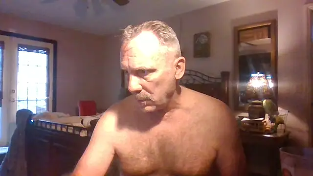 Snapshot of HunkofRock chatting on 03-21-25, 07:57 HunkofRock online show from 03-21-25, 07:57