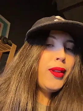 Snapshot of Malena_Blanco chatting on 03-22-25, 02:47 Malena Blanco online show from 03-22-25, 02:47