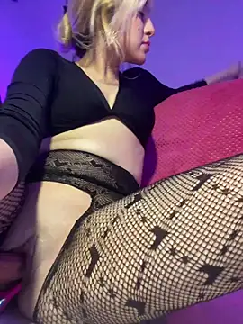 Amorkiss  online show from 02-21-26, 04:36