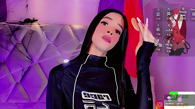 Nina Keyli online show from 10-28-25, 07:46