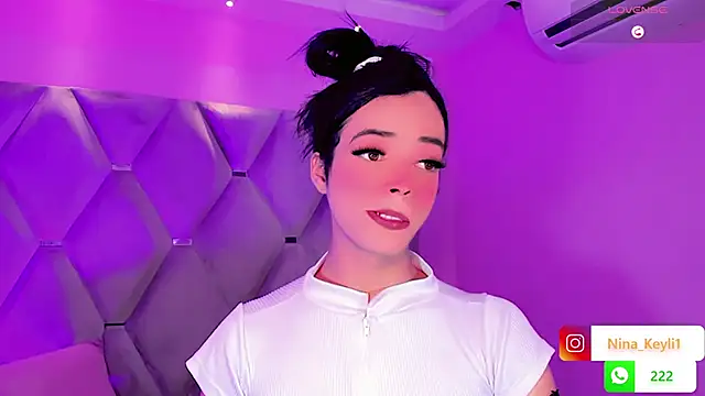 Nina Keyli online show from 12-19-25, 08:11