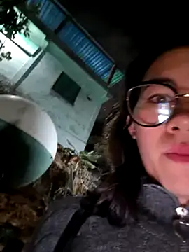 EmmAndRouse online show from 03-13-25, 01:10